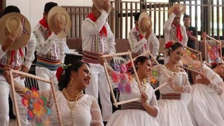 Día del Folklore Paraguayo
