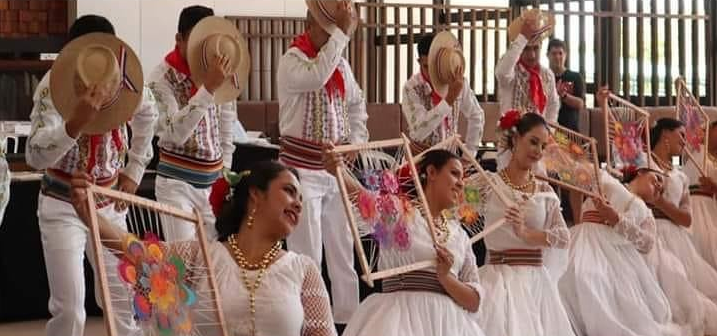 Día del Folklore Paraguayo